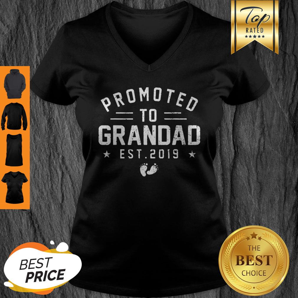 Beautiful Promoted To Grandad Est 2019 Mother’s Day Gifts Men V-neck