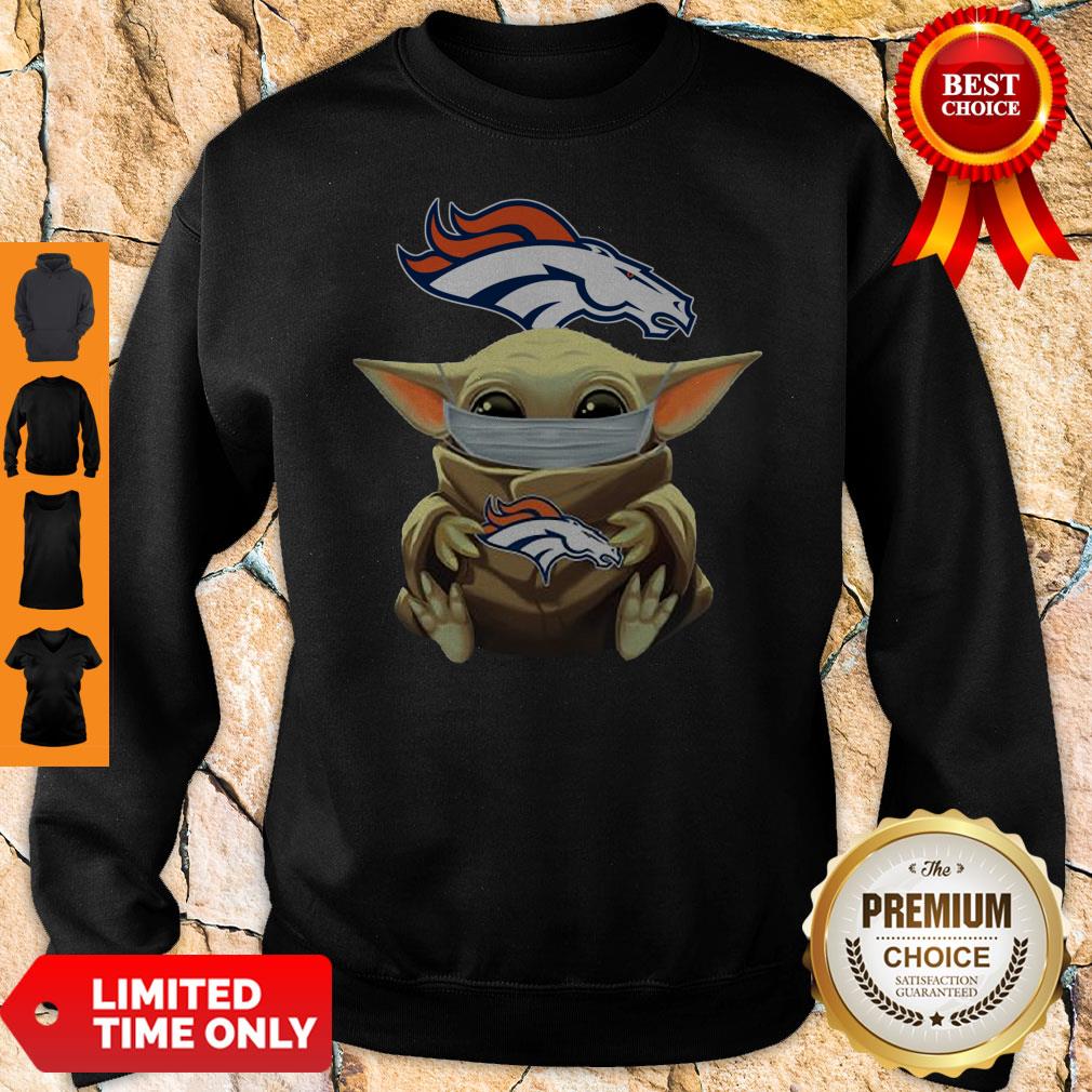 Top Baby Yoda Face Mask Denver Broncos Tee Sweatshirt