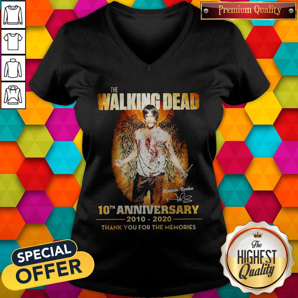 The Walking Dead 10th Anniversary 2010-2020 Thank You For The Memories Signature Wings V-neck