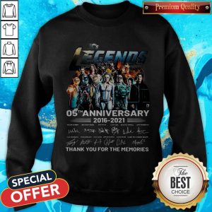 DC’s Legends 05th Anniversary 2016-2021 Thank You For The Memories Signatures Sweatshirt