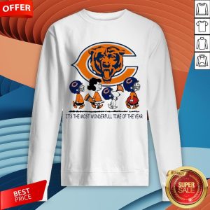 Snoopy And Friends Chicago Bears It’s The Most Wonderful Time Of The Year Sweatshirt