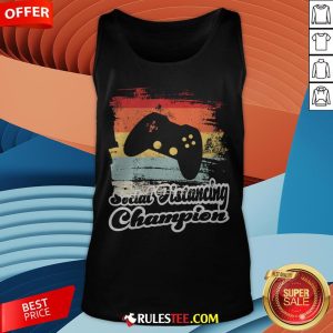 Social Distancing Champion Gaming Controller Vintage Retro Tank Top - Design By Rulestee.com