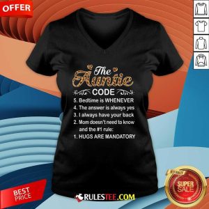The Auntie Code Mothers Day V-neck - Design By Rulestee.com