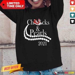 Funny Kamala Harris Chucks And Pearls 2021 Long-Sleeved