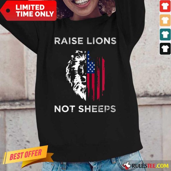 Raise Lions Not Sheep American Flag Long-Sleeved