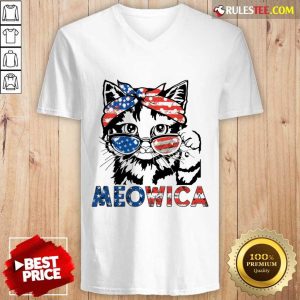 Meowica Cat 4th Of July Patriotic American Flag V-neck