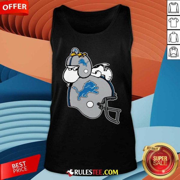 Snoopy And Woodstock Resting On Detroit Lions Helmet Tank-top