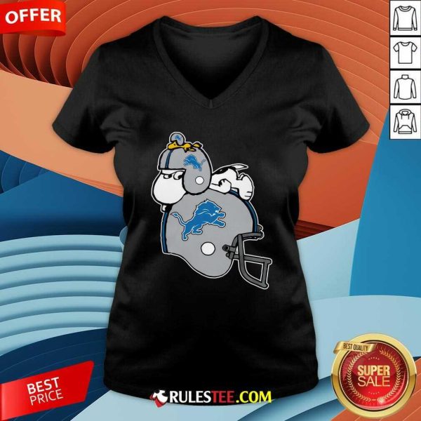 Snoopy And Woodstock Resting On Detroit Lions Helmet V-neck