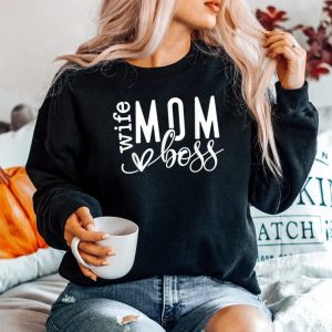Wife Mom Boss Golden Heart Love Sweatshirt