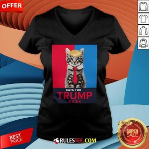 Cute Cats For Trump 2024 V-Neck