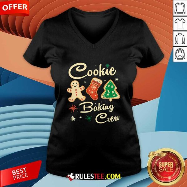 Cute The Christmas Cookie Baking Crew V-Neck