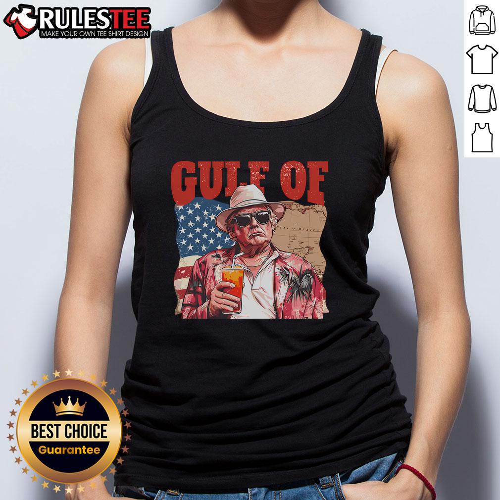 Stylish Awesome Gulf of United States of America tank top featuring vibrant coastal graphics and comfortable fit.