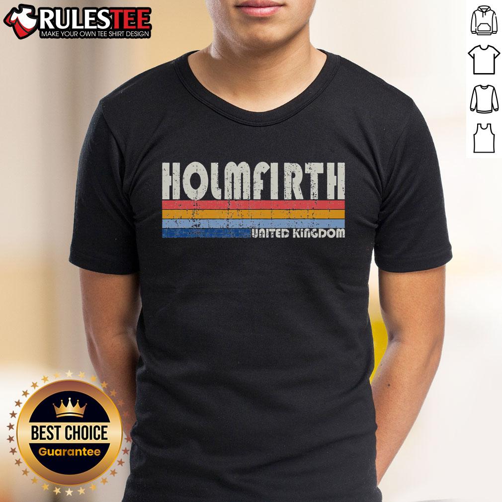 Top Holmfirth United Kingdom retro vintage T-shirt design featuring classic style and local pride.
