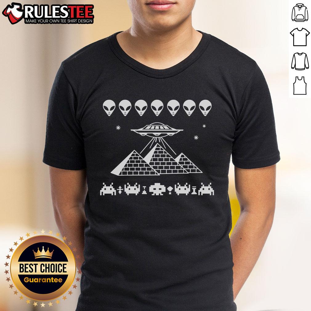 Awesome UFO Pyramid Space Invader T-Shirt featuring a vibrant alien design on a stylish graphic tee.