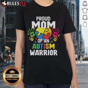 Awesome proud mom wearing a tee with autism warrior ribbon, celebrating her autistic son or daughter.
