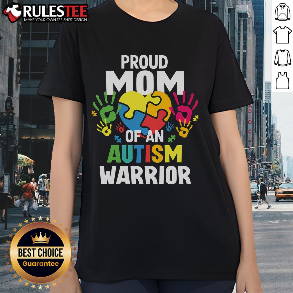 Awesome proud mom wearing a tee with autism warrior ribbon, celebrating her autistic son or daughter.