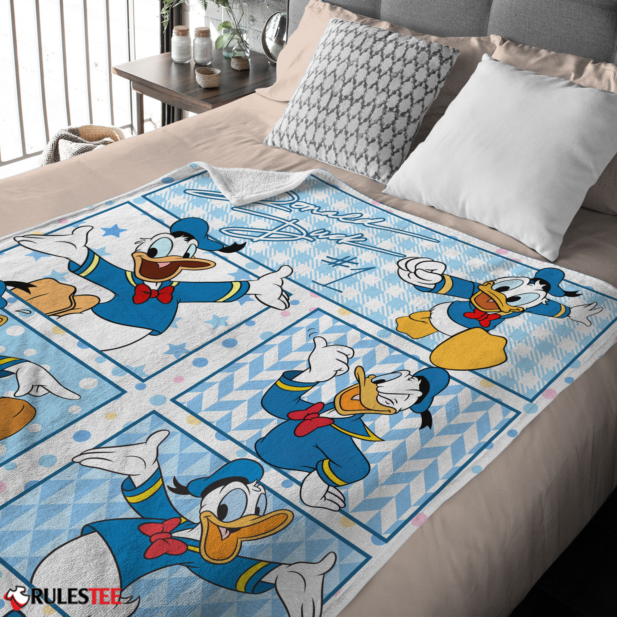 Disney Donald Duck With Signature And Friends Donald Duck Moods Blanket – Customize Blanket-mk-02