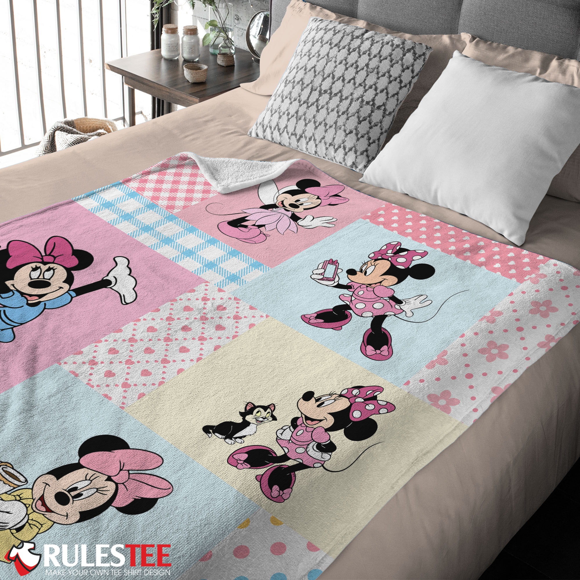 Disney Minnie Mouse Patchwork Pattern Blanket Fleece Customized Blanket