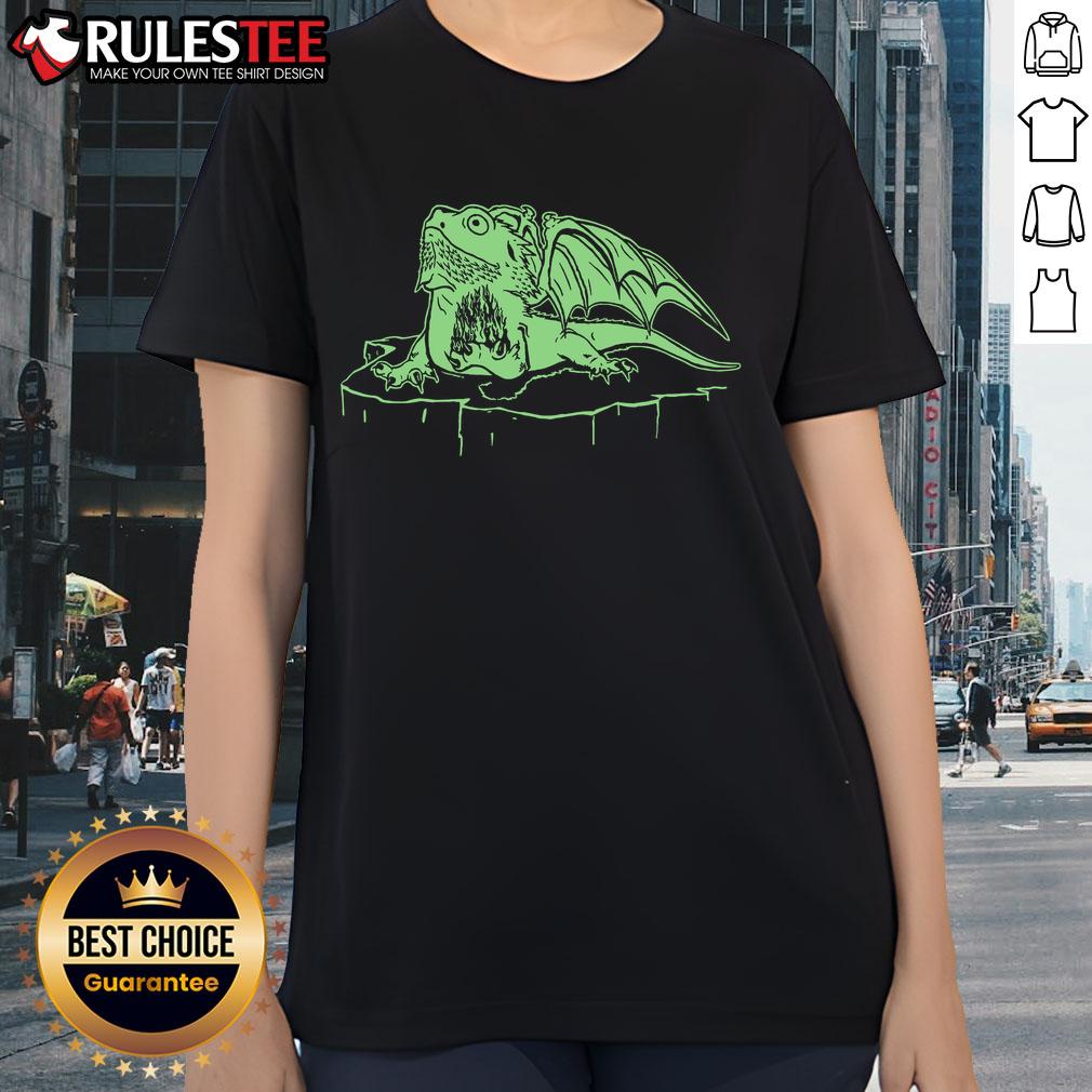 Funny bearded dragon lizard wearing sunglasses, perfect pet reptile design for ladies' tee shirts.