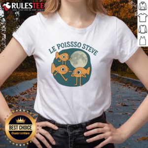Cute fish design on Le Poisson Steve ladies tee, perfect for ocean lovers and stylish casual wear.