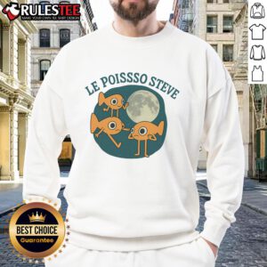 Alt Text: Cute fish design on the Le Poisson Steve sweatshirt, perfect for ocean lovers and stylish casual wear.
