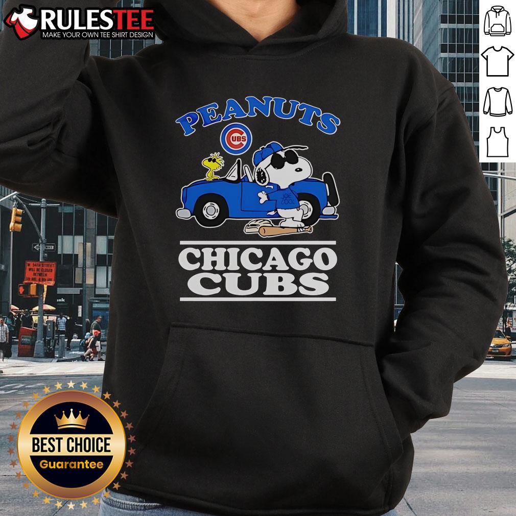 Cute Snoopy Peanuts X Chicago Cubs hoodie for fans, featuring playful Snoopy design and vibrant team colors, 2025 edition.