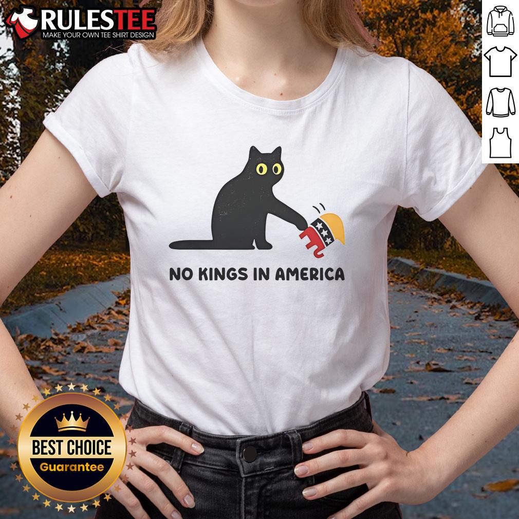 Alt Text: Cute black cat vs elephant graphic on 'No Kings in America' ladies tee, perfect for pet lovers and political enthusiasts.