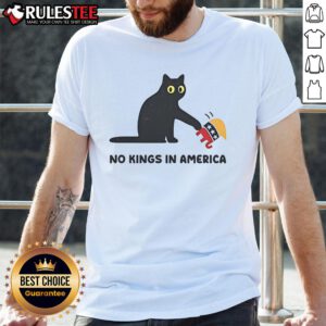 Cute black cat and elephant graphic on a 'No Kings In America' Republican t-shirt, perfect for animal and political humor fans.