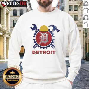 Good Detroit Tigers happy Labor Day USA baseball sweatshirt featuring team logo and festive design for fans.