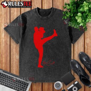 Top Garrett Crochet Boston Red Sox baseball silhouette signature washed t-shirt featuring a stylish design for fans.