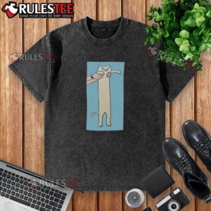Funny long cat graphic on a cute washed T-shirt, perfect for cat lovers and casual wear enthusiasts.