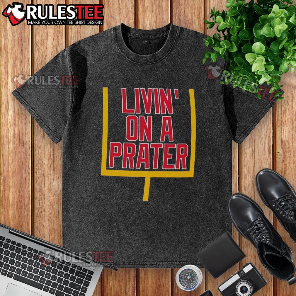 Good Livin' on a Prater Buffalo Bills washed t-shirt, featuring a vintage logo, perfect for fans and casual wear.