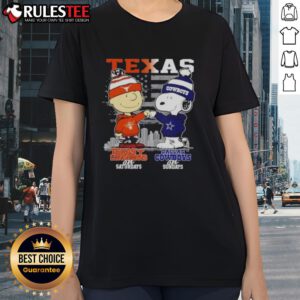 Alt Text: Happy Charlie Brown Texas Longhorns tee for ladies, featuring Snoopy and Dallas Cowboys skyline design for game days.