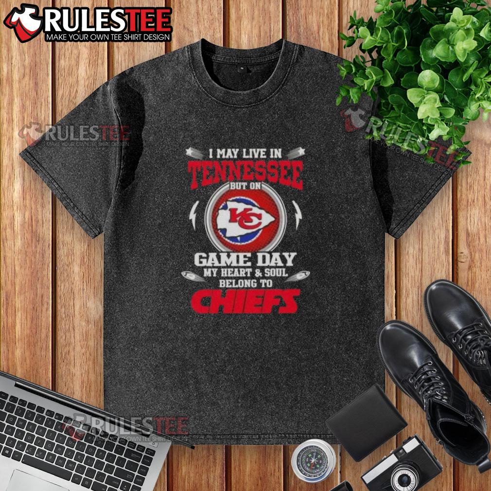 Alt Text: Kansas City Chiefs washed t-shirt with 'Happy I May Live In Tennessee' design, perfect for game day fans.
